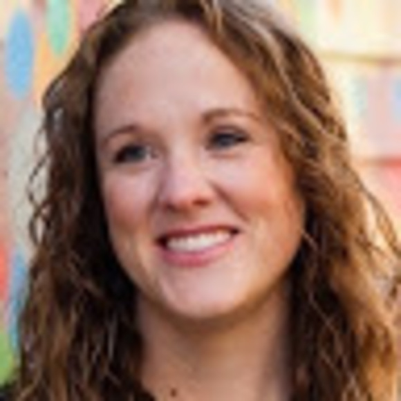 Meet your Posher, Lisa - Picture 1 of 1